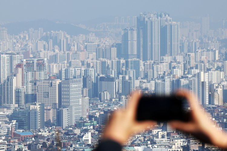 아파트 평당 분양가, 15년 만에 시세 역전…“앞으로 더 오른다”