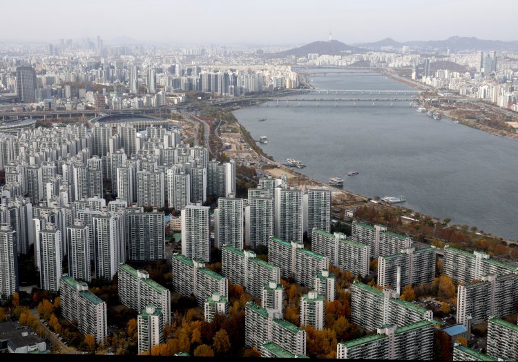10월 서울 아파트값 1.43% 올라…전셋값 0.53% 상승