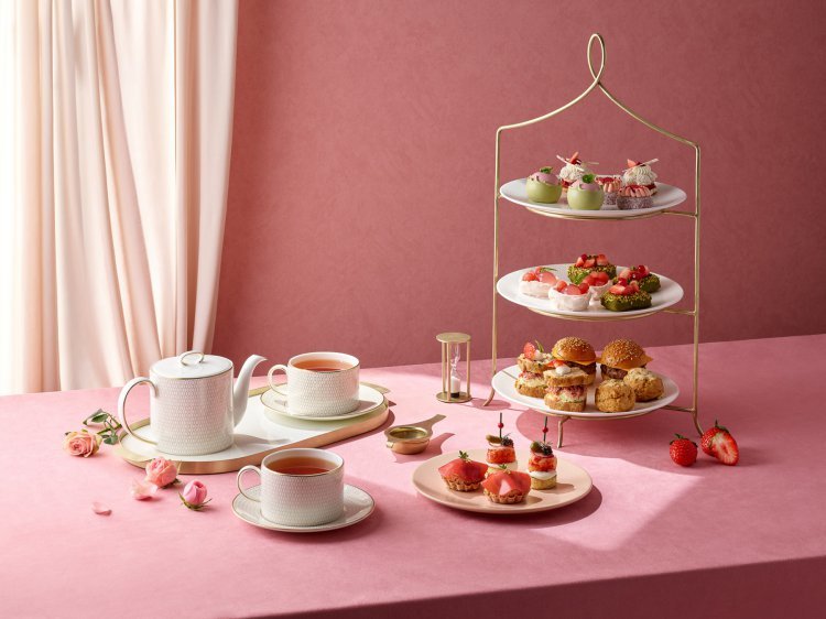 출하 늘고 가격 안정… 호텔가, 겨울 딸기 디저트 경쟁