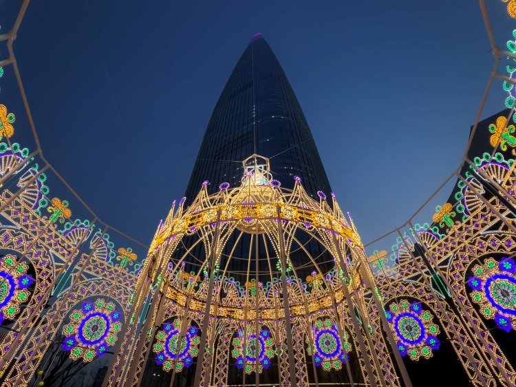 롯데월드타워 야외 잔디광장서… 7일부터 30일간 ‘루미나리에’