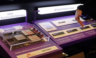 ‘2위의 반란’ 덩치 키운 SK하이닉스, 삼성전자 시총 74%까지 따라잡았다