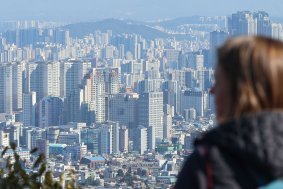 ‘팔기 어려운데 자식 주자’…서울 아파트 증여 25% 늘어