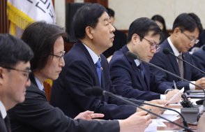 구윤철 “오늘부터 정부합동반 주유소 현장 점검…폭리 등 위법 무관용 원칙”