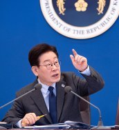 ‘보유세 인상’도 검토… 靑, 부동산대책 강공