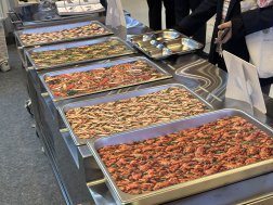 “급식 먹으러 한국 가고 싶다”…세계가 반한 ‘K-급식’ 현장