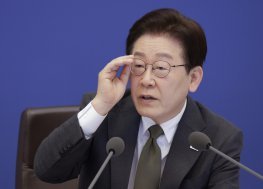 李, 7년前 무신사 광고 언급 “사람의 탈 쓰고 이럴수 있나”