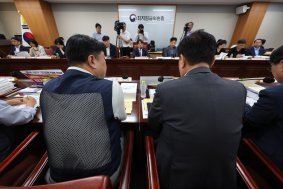 최저임금 격차 ‘1290원’ 좁혀지나…12번째 심의 돌입