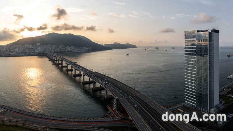 “부산 서구 관광 활성화에 앞장”… 윈덤그랜드부산, 서구청 워케이션 활성화 사업 참여 : 비즈N
