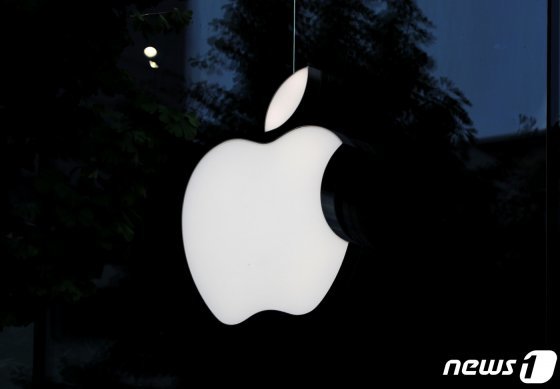 국내 애플 매장의 로고 모습. 2020.8.24/뉴스1 © News1