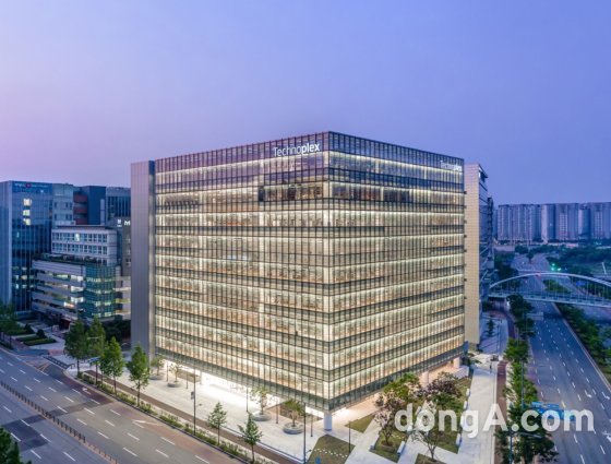 한국앤컴퍼니 제공