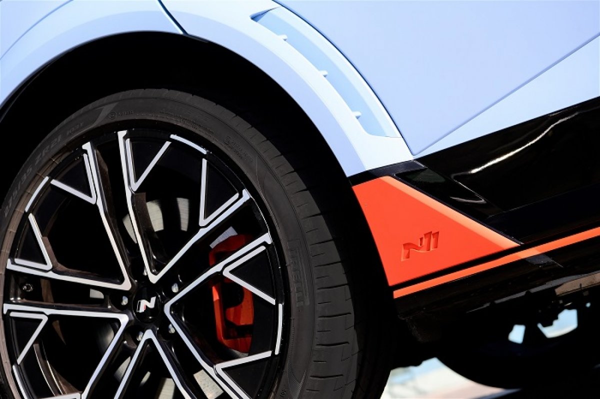 렐리가 개발한 현대자동차의 첫 고성능 전기차 ’아이오닉 5N’의 맞춤형 ‘피제로 타이어’. 사진제공=피렐리