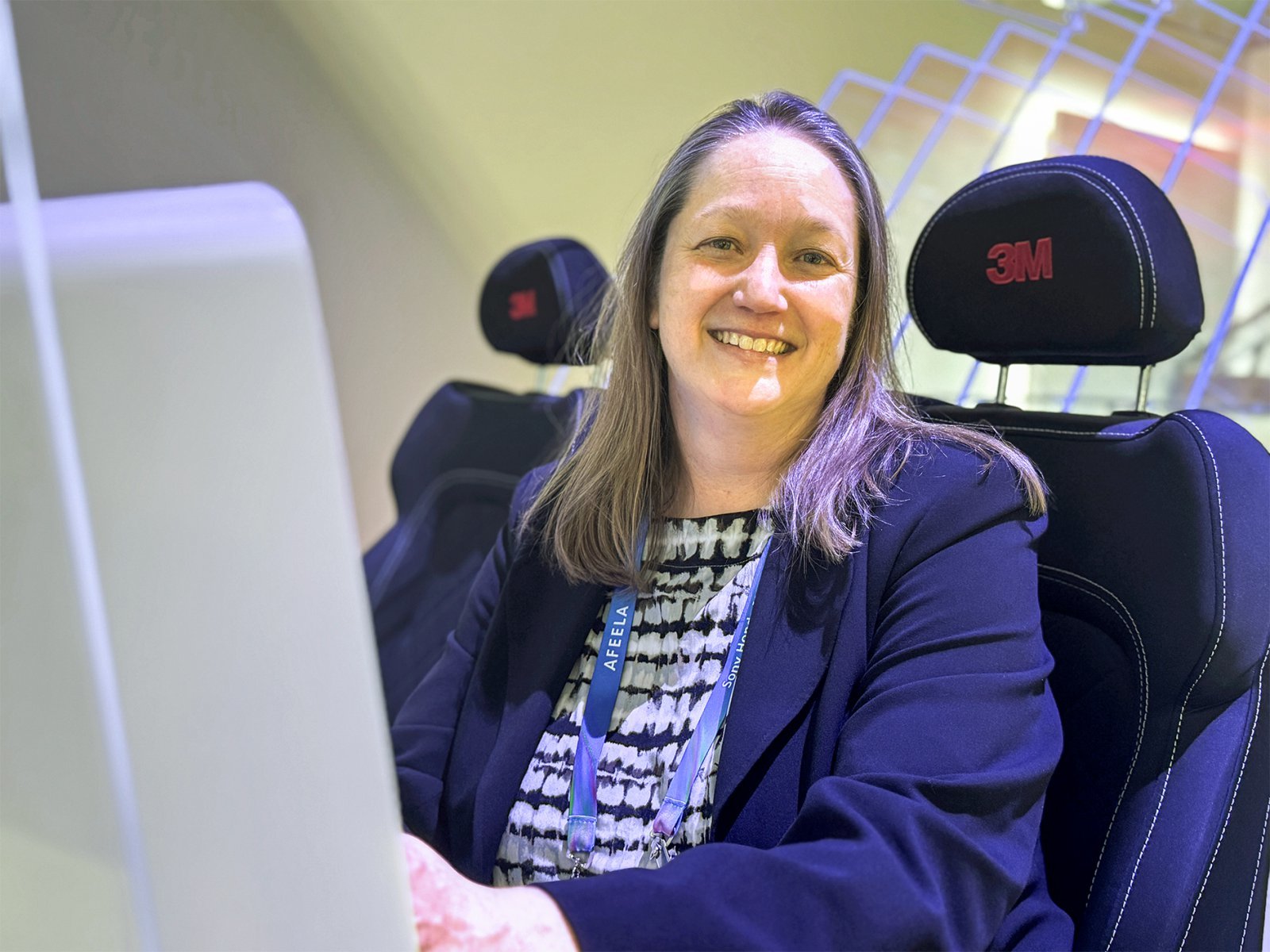 에이미 맥러플린 3M 첨단 소재 및 모빌리티 제품 플랫폼 총괄 사장이 6일(현지시간) CES가 열린 미국 라스베이거스 컨벤션센터 3M 부스에서 본보와 인터뷰를 진행하고 있다. 정진수 기자 