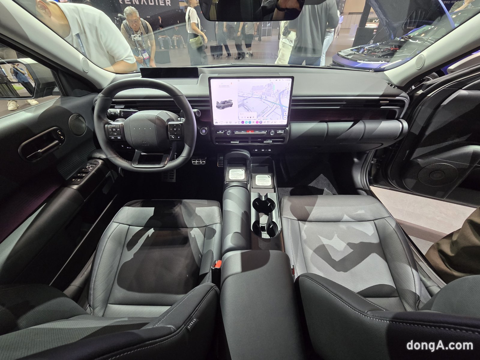 아반떼 실내. 정진수 기자