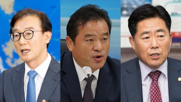 특검이 경찰에 넘긴 서류에 ‘전재수 등 금품 수수 혐의자’ 적시