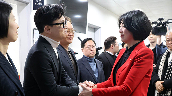 한동훈 “한줌 尹어게인 당권파, 공산당식 숙청…4심제 덮였다”