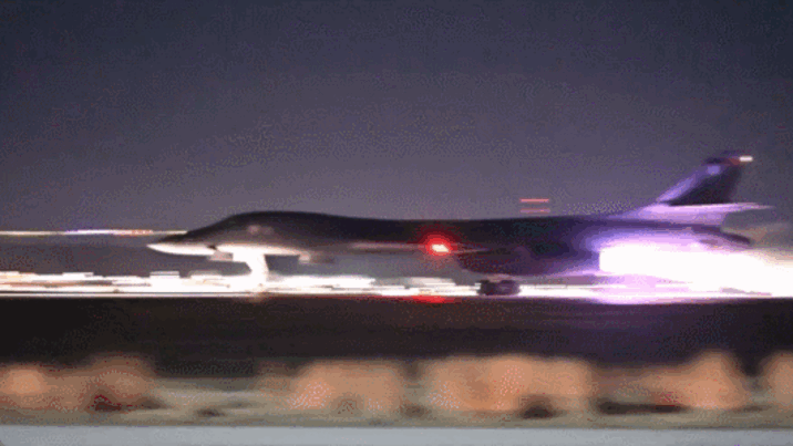 ‘암살자’ B-2 이어 ‘죽음의 백조’ B-1B 떴다…美 “이란 미사일시설 초토화”