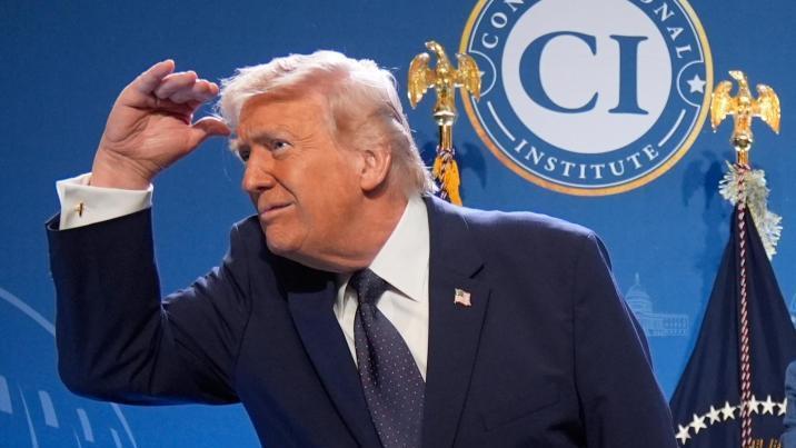 “이란 군함 나포보다 침몰이 재밌어”…트럼프 막말에 비판 봇물