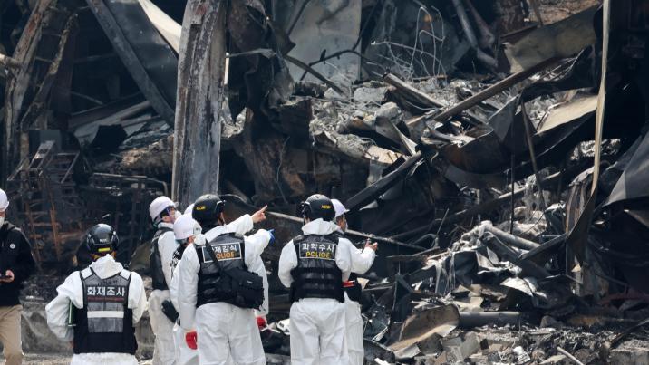 사망자 14명 신원확인 2명뿐… 경찰 “DNA 분석중”