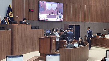 서울 학생인권조례 폐지안… 市의회, 내일 특위 열어 심의