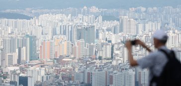 “서울 집값 올라서…이자 내느라” 한은이 본 체감경기 부진 이유