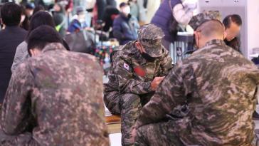 “지갑 잃어버려서 돈 좀”…휴가 나온 군인 ‘뒤통수’ 친 남성