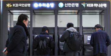 불경기에 4대 은행 잠재 부실여신 1년새 8000억 급증