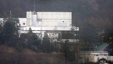 尹, 내일 오후 5시 관저 떠나 서초동 사저로 이동