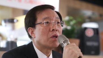 이석연 前법제처장 “韓대행 재판관 지명은 중대한 법 위반”