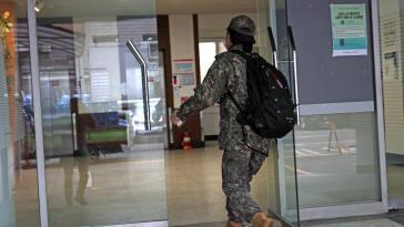 의대생 軍입대 평년의 4배…“공보의 부족 사태 온다”