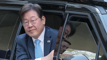 이재명 “공수처·국수본 강화할것… 檢 수사-기소 분리해야”