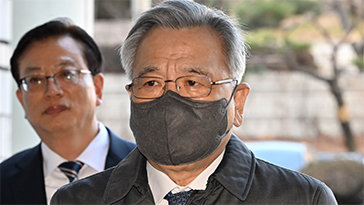 ‘대장동 로비 의혹’ 박영수 전 특검, 2심 재판부에 보석 신청