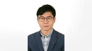 [오늘과 내일/윤완준]尹 주변 잠식했던 정치 브로커의 그늘