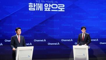 김문수 “尹에 하는것 보니 사람인가 싶다” 한동훈 “민주주의자가 맞나”