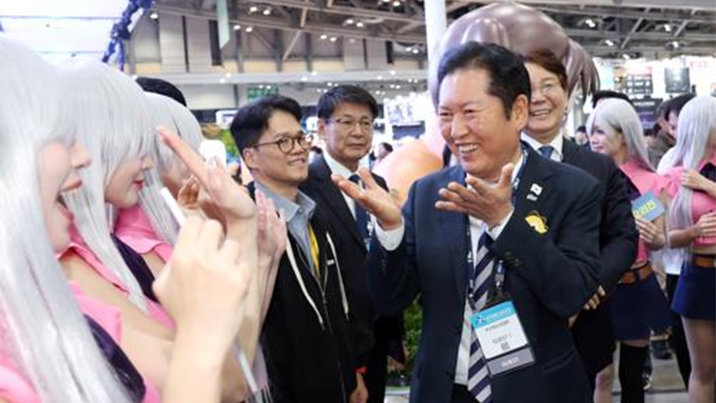 게임쇼서 ‘승부조작 퇴출 선수’ 언급한 정청래, 결국 사과