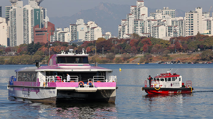 김민석, 한강버스 멈춤사고에 “심각한 우려”… 오세훈 “안전을 정치 공세 도구 삼아” 맞불