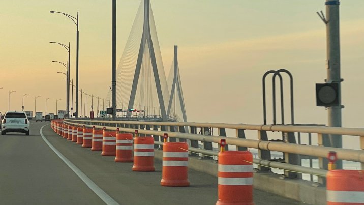 인천대교에 드럼통 600개 ‘두 달 만에’ 다시 깔았다…무슨일