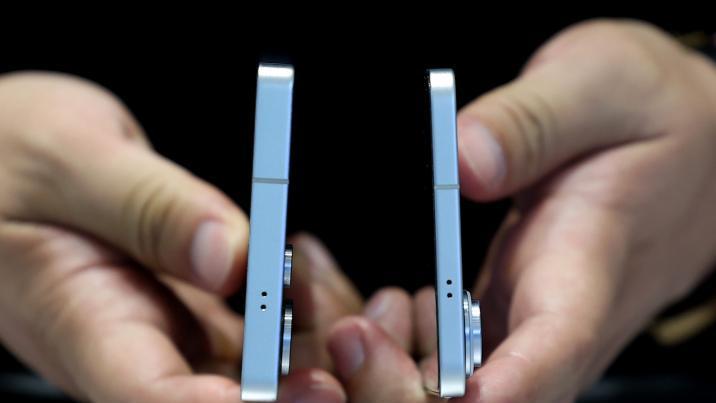 초슬림 ‘엣지’ 포기한 삼성…대신 S시리즈 더 얇게 나온다