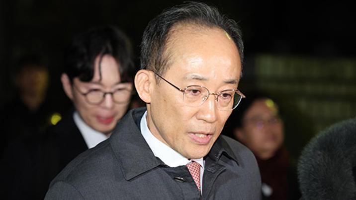 내란특검, ‘표결 방해’ 추경호 불구속 기소…황교안도 재판행