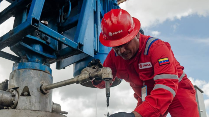 독재자의 ‘무상 시리즈’…최대 석유국 베네수엘라 빈민국 만들었다