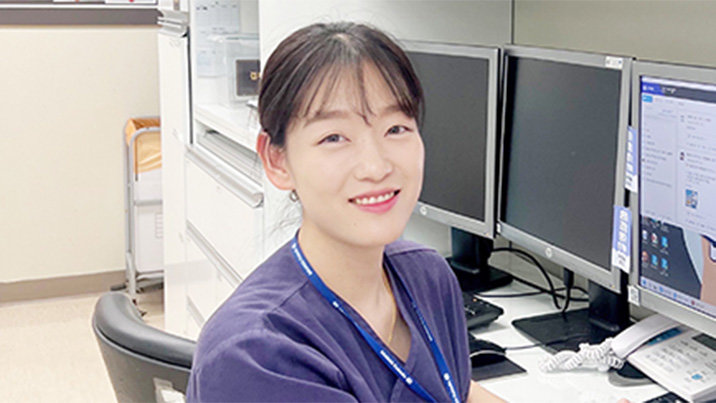 지하철 승강장서 쓰러진 60대男, 간호사가 살렸다