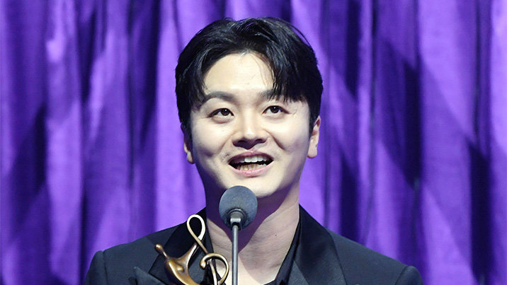 올해 노래방서 가장 많이 불린 노래는…황가람 ‘나는 반딧불’