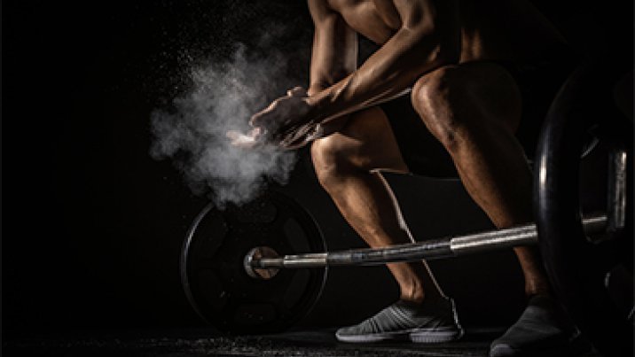 “욕하면 힘 난다”…억제력 풀어 신체 능력 향상 과학적 입증