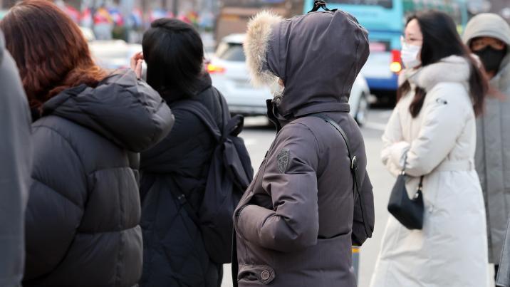 내일 출근길 더 춥다…아침엔 영하 10도까지, 성탄 이브엔 비소식