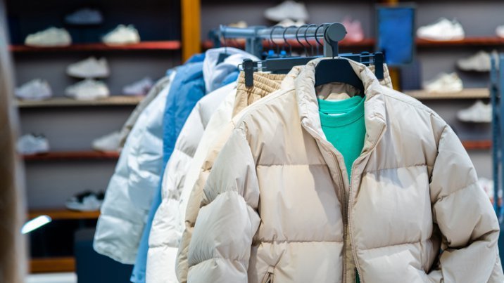 패딩을 드라이클리닝?…오리털 기름기 녹여 보온력 뚝