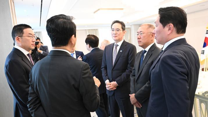 4대그룹 총수, 내년 1월 초 경제사절단으로 방중 추진