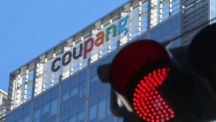 쿠팡 카드결제 건수 4% 급감…‘탈팡’ 심상치 않다