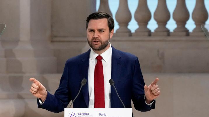 밴스 “우크라, 돈바스 잃을것 알고 있을것…종전협상 타결 확신 못해”