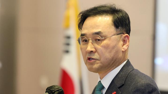 차정인 “극심한 대입 경쟁 체제 와해시켜야”