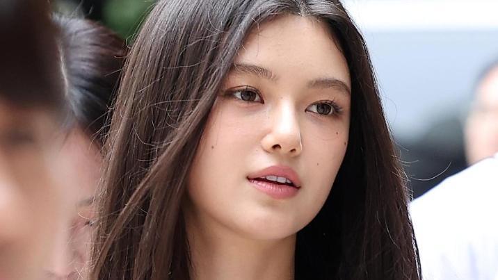 뉴진스 완전체 깨졌다…하니 복귀-다니엘은 계약해지