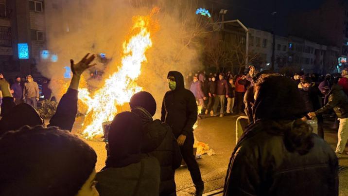 “물건 보냈는데 돈 안와”…수출대금 8000억 떼일 위기